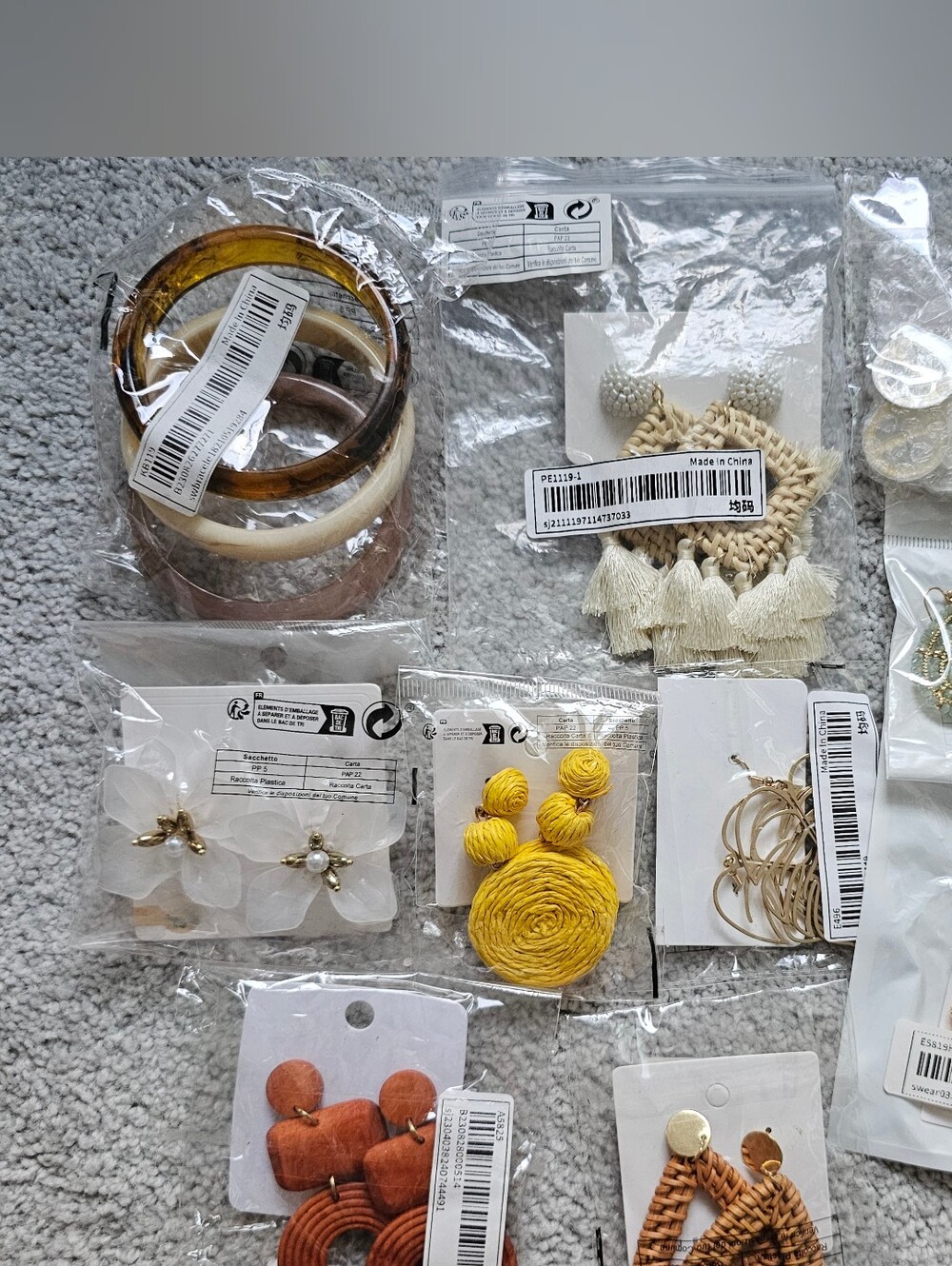 Jewelry lot boho bundle dangle earrings acrylic bangles flowers beaded raffia